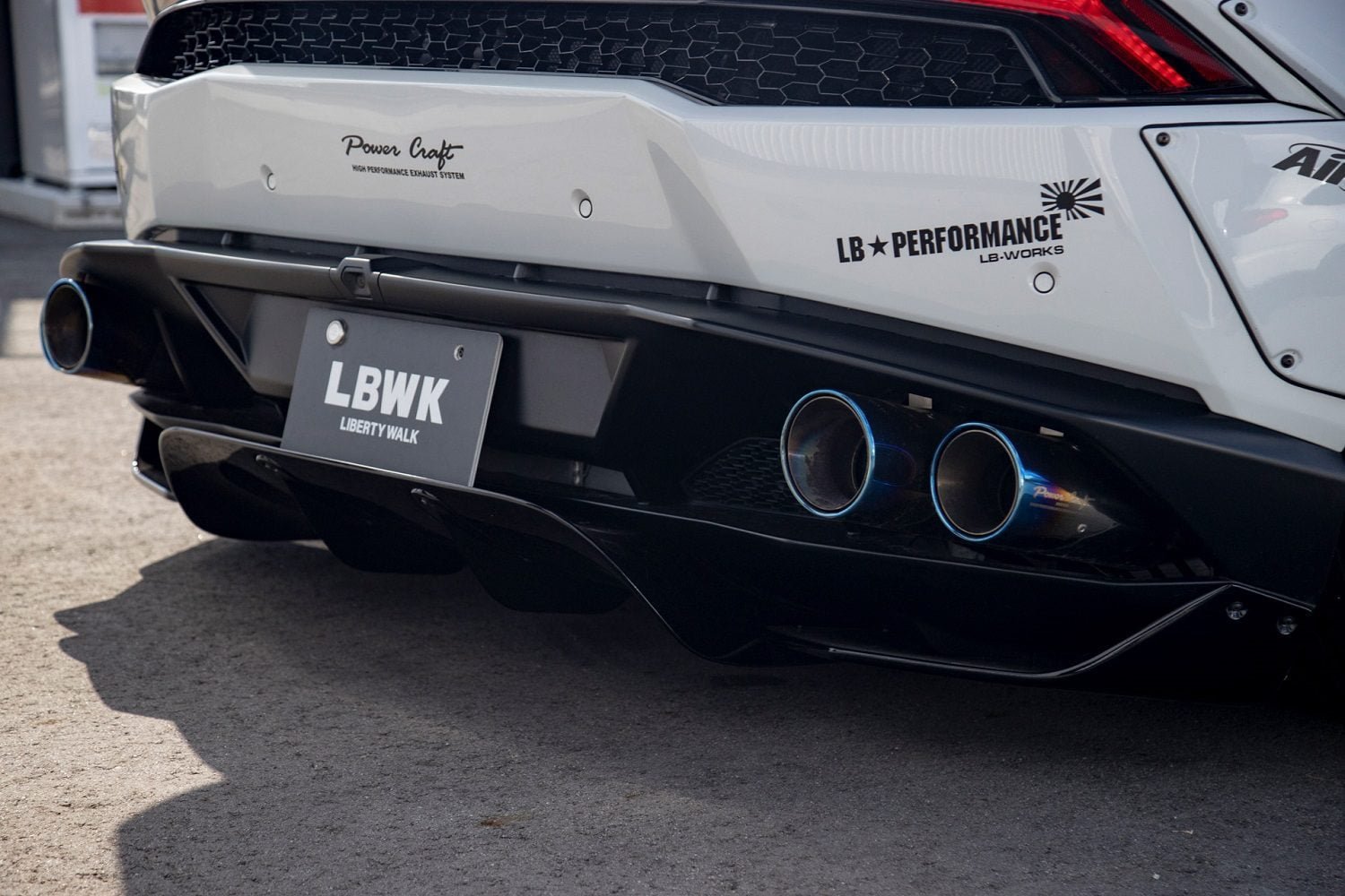 Liberty Walk LB-WORKS Rear Diffuser for LP610-4 Lamborghini Huracán