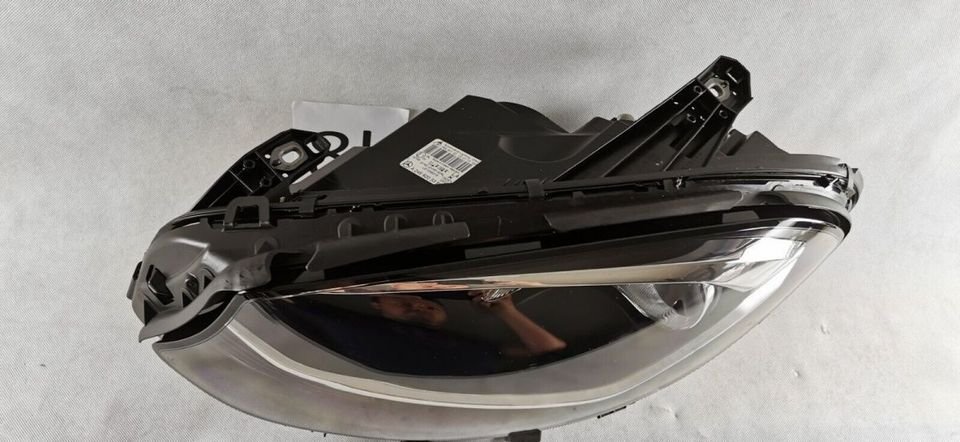 MERCEDES B 246 FACELIFT SCHEINWERFER LINKS HEADLIGHT A2468205361