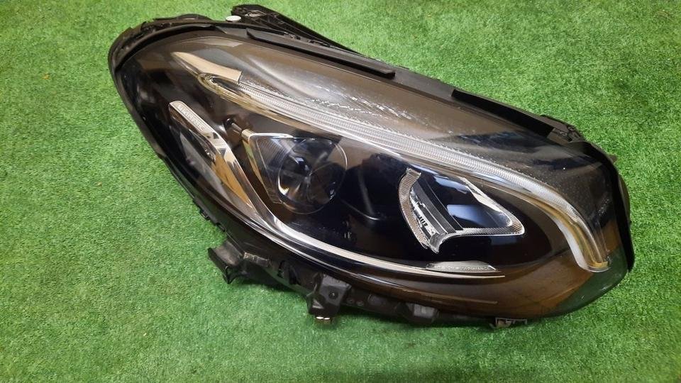 MERCEDES B 246 FACELIFT SCHEINWERFER LINKS HEADLIGHT A2468205361