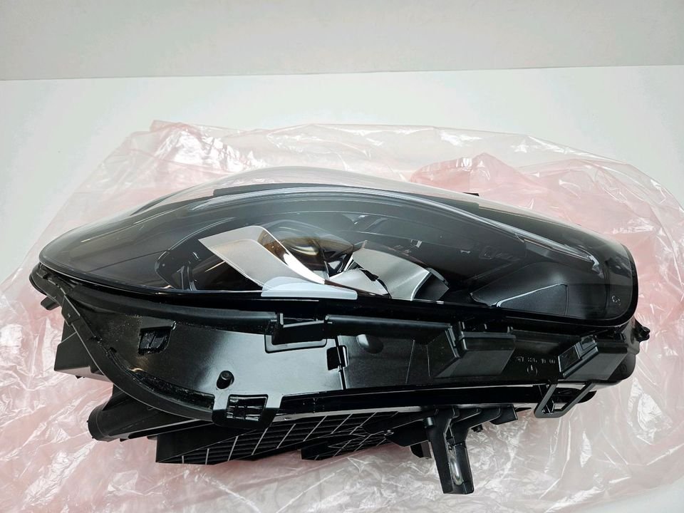 Mercedes B-Klasse W247 Scheinwerfer LED Headlight A2749061405