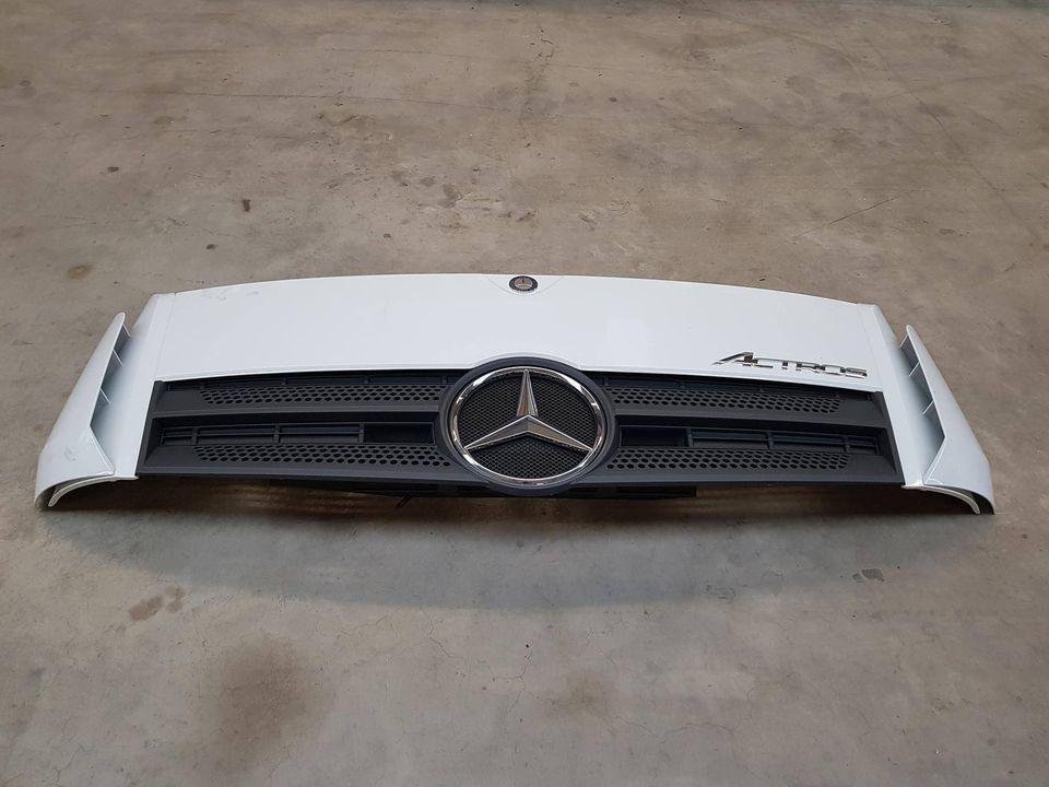 Mercedes-Benz ACTROS MP4 Motorhaube kpl. Grill Windabweiser