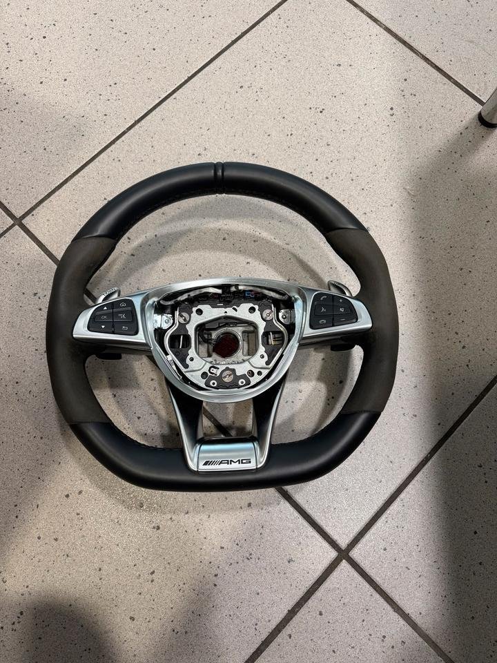 Mercedes-Benz AMG GT R190 C190 2017 Lenkrad A1904600303