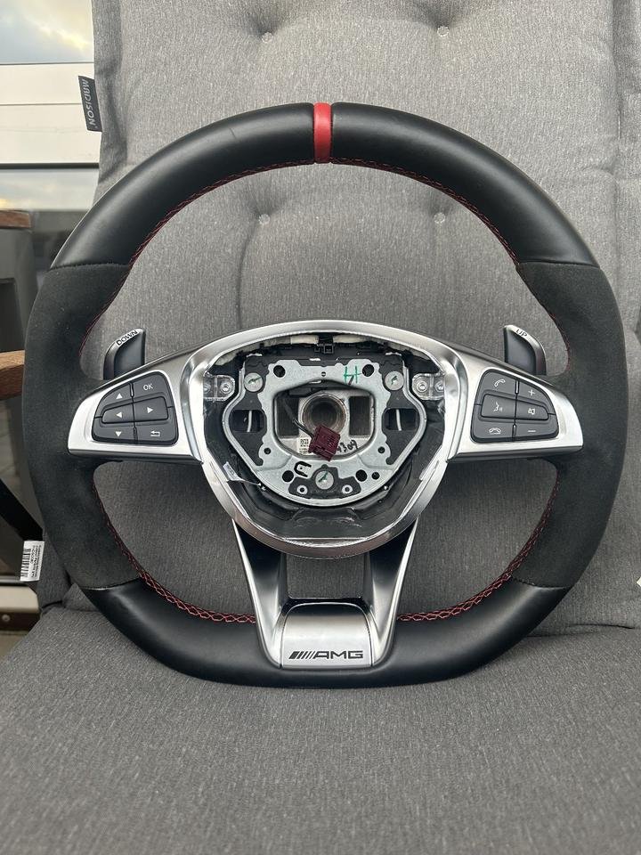 Mercedes-Benz AMG Lenkrad CLA/A/GLA/GLE/SLK55 A1664601518 3D27