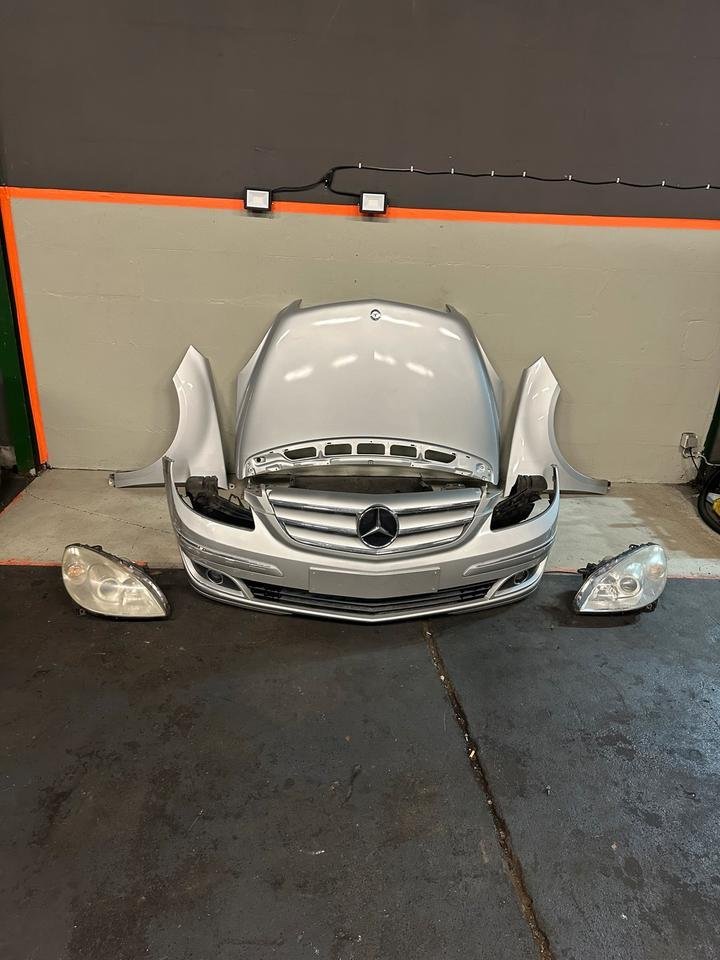 Mercedes Benz B-Klasse W245 Frontpaket Stoßstange Motorhaube 761