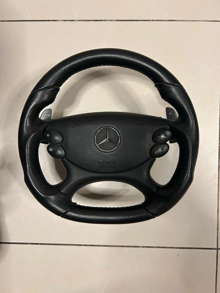 Mercedes-Benz CLK63 AMG Black Series Lenkrad