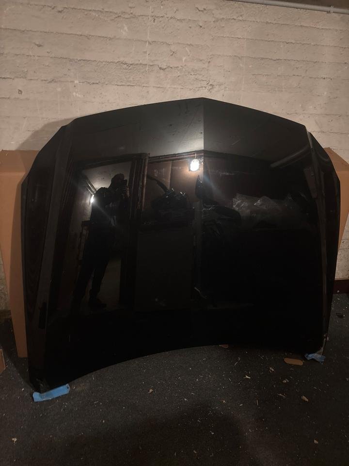 Mercedes Benz CLs w218 Motorhaube