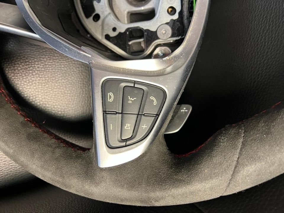 Mercedes Benz E-Klasse W238/W213 Lenkrad Alcantara A0004606600