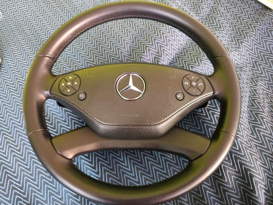 Mercedes Benz Lenkrad/ Leder W 221 S Klasse