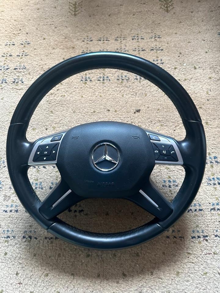 Mercedes Benz Lenkrad w212 w166