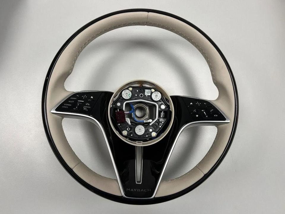 Mercedes Benz S-Klasse MAYBACH Lenkrad A0994607110 A0004604820