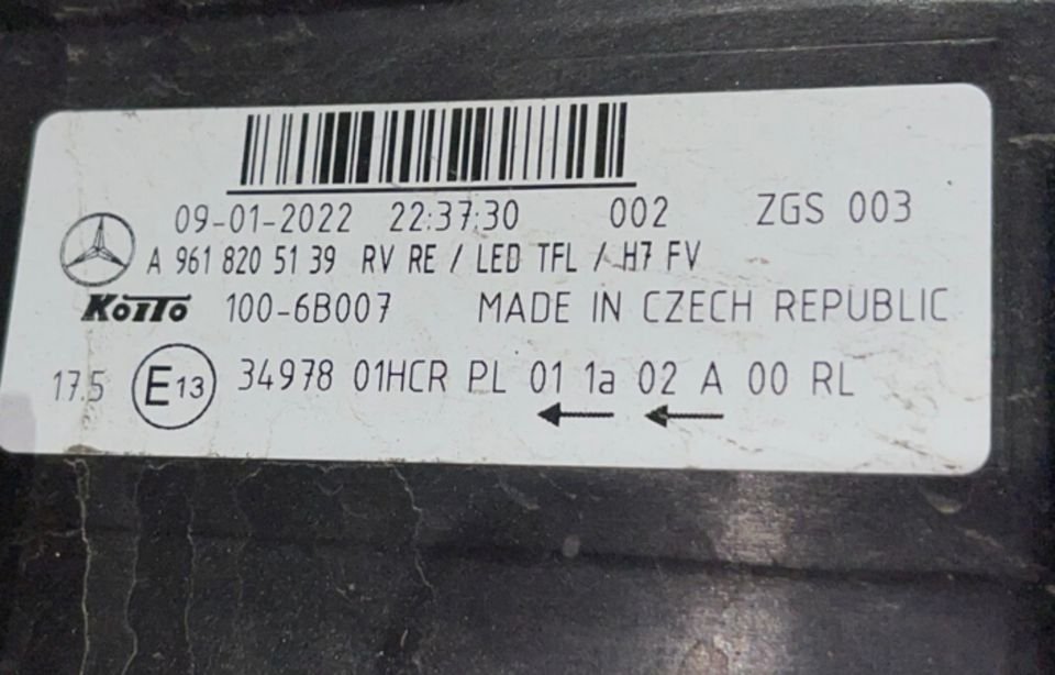 Mercedes-Benz Scheinwerfer Halogen Rechts Headlight A9618205139