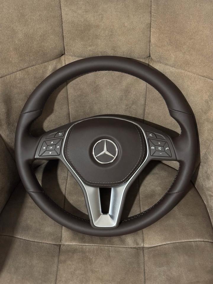 Mercedes-Benz Sport-Lenkrad Braun NEU beledert W204/W207/W212