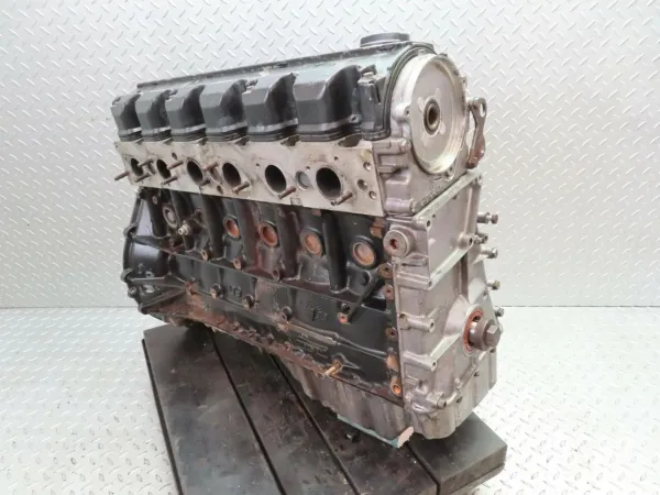 Mercedes-Benz W124 Cylinder