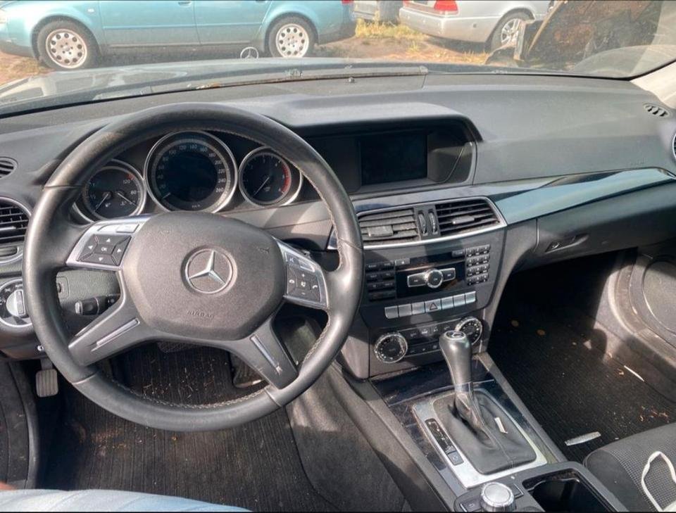 Mercedes Benz W204 C Klasse Armaturenbrett Lenkrad inkl Modul