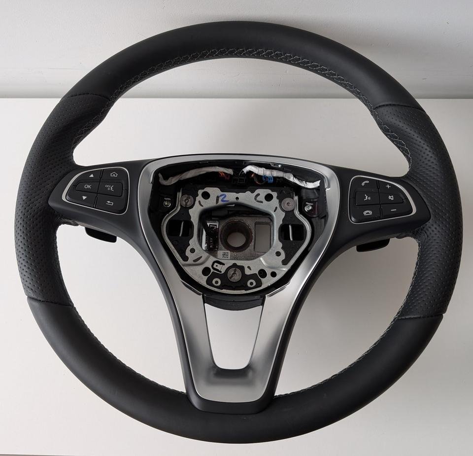 Mercedes-Benz W447 Vito VKlasse Lenkrad NEU LEDER A0004608803