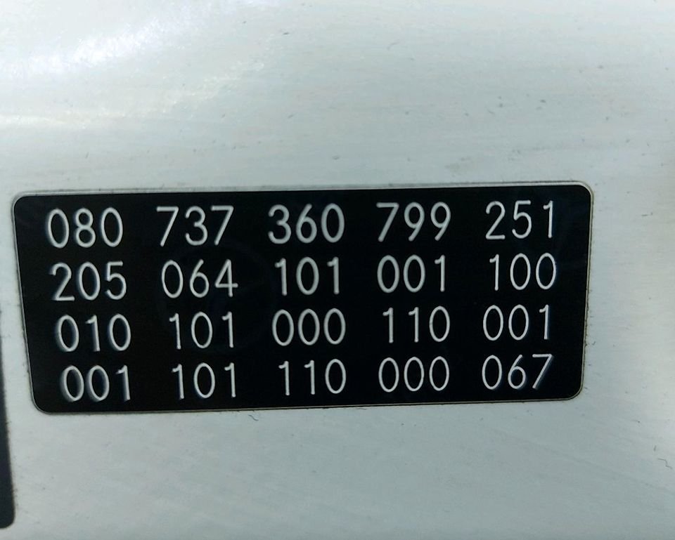 Mercedes C-Klasse W205 AMG 43 Motorhaube Farbcode 799