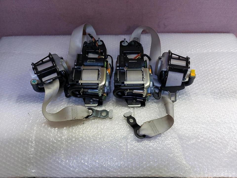 Mercedes C-Klasse W205 AMG 43 Motorhaube Farbcode 799