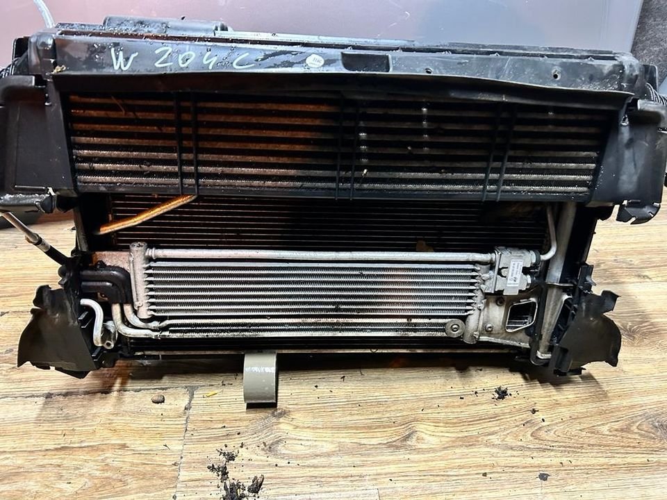 Mercedes Cklasse W204 775 Motorhaube Stoßstange Scheinwerfer Kühl