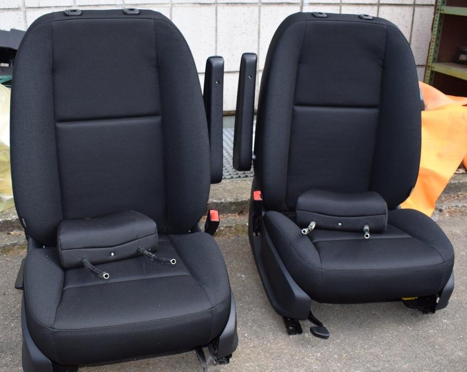 Mercedes Fabric Driver and Passenger Seats