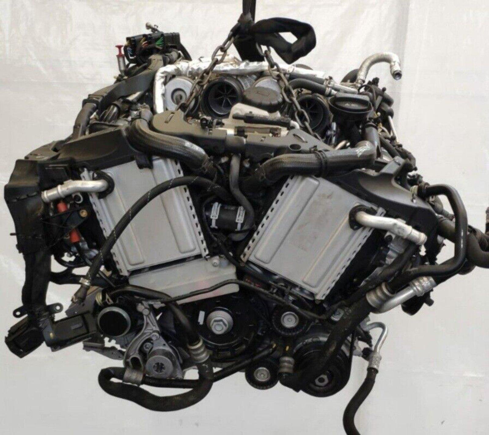 Mercedes GLC 63 AMG Engine