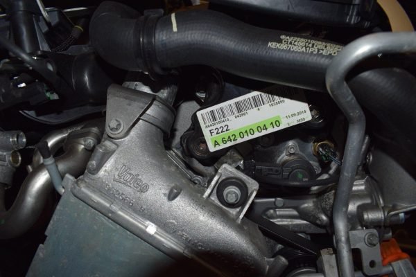 Mercedes S-Class 350d Engine