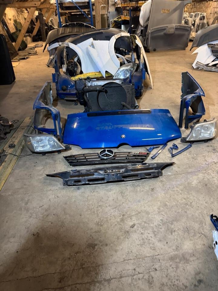 Mercedes Sprinter W901-W904 Frontpaket Motorhaube. Kottflügel