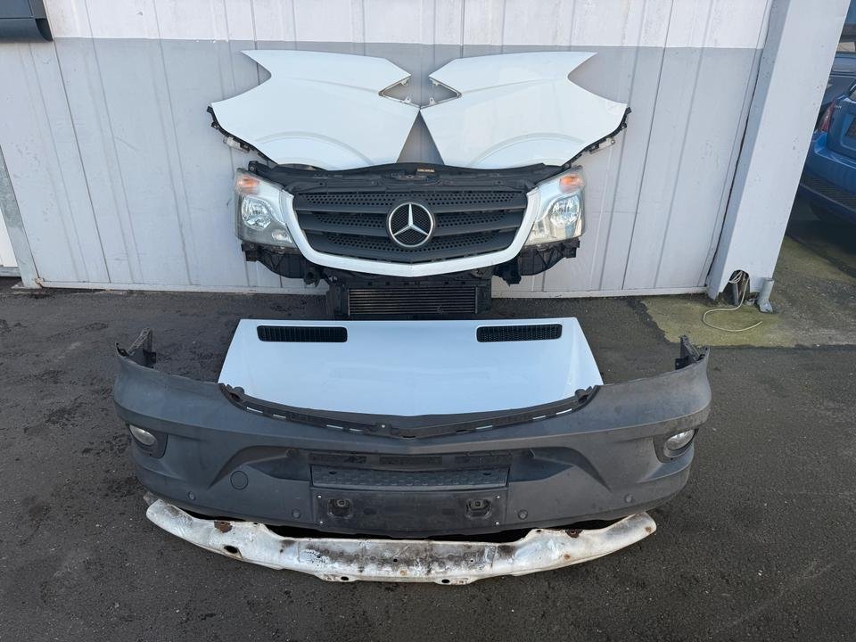 Mercedes Sprinter W906 Frontpacket Motorhaube Kühler Scheinwerfer