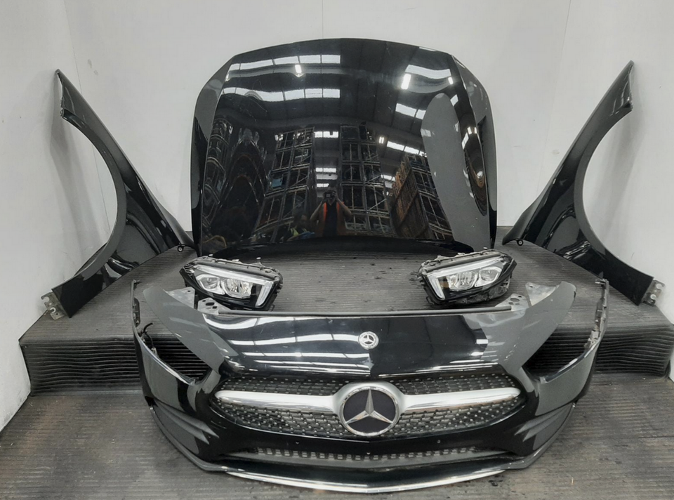 Mercedes W177 A250 AMG Frontpaket Stoßstange Motorhaube Kotflügel