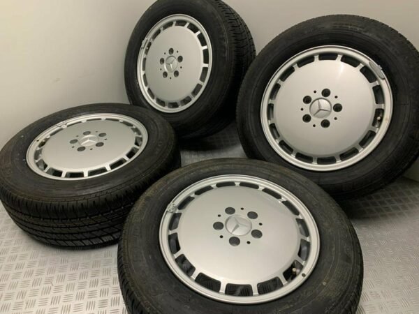 Mercedes W201 Motorhaube 190e NOS