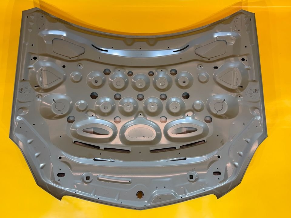 Mercedes W204 C-Klasse AMG 63 Facelift Motorhaube