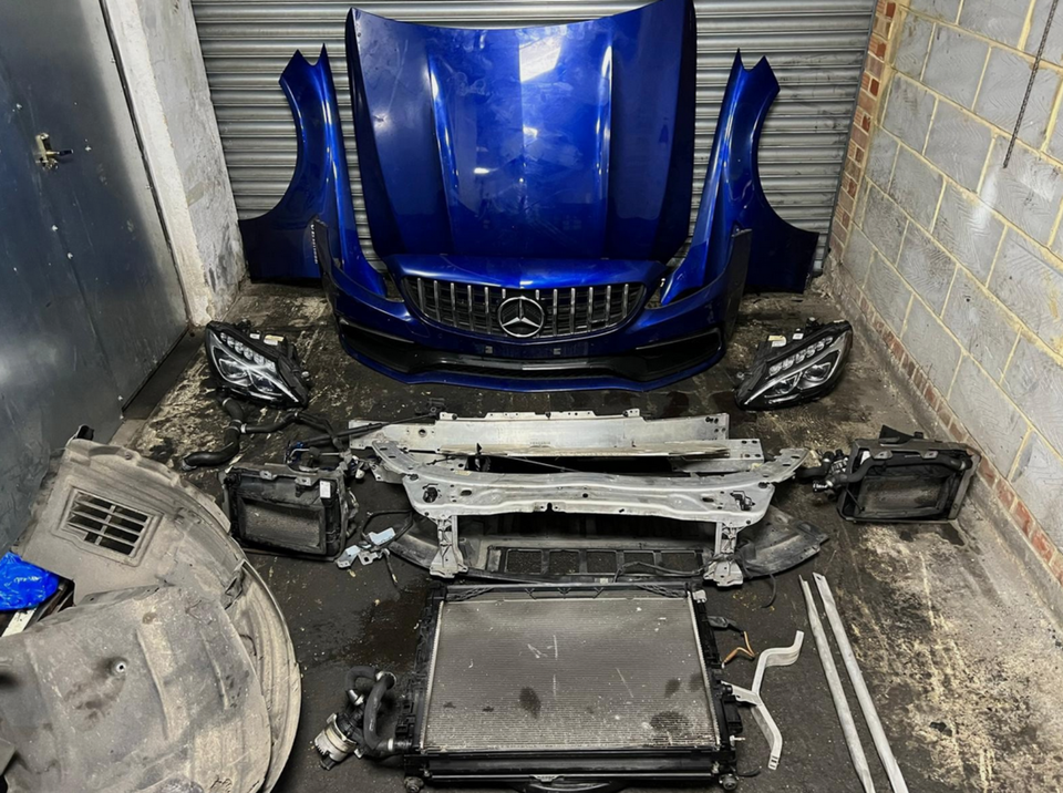 Mercedes W205 C63 AMG Frontpaket Motorhaube Stoßstange Kotflügel
