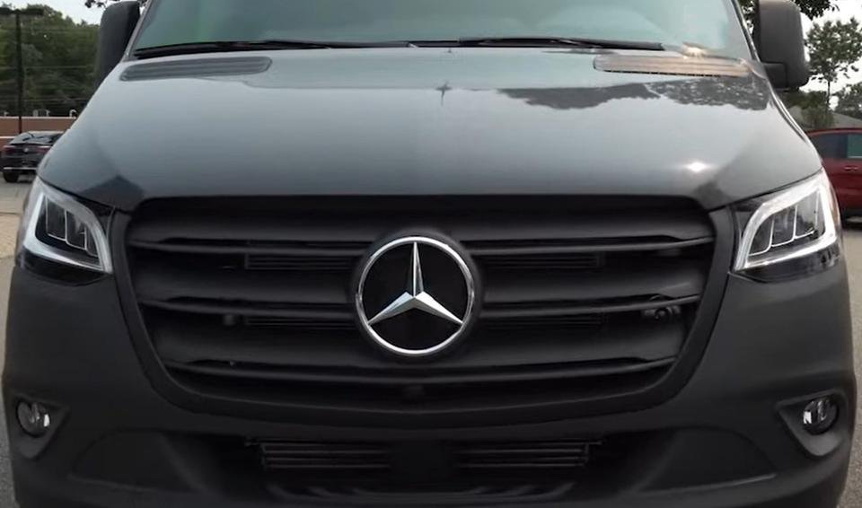 NEUE MOTORHAUBE MERCEDES SPRINTER W907 W910 7724 Graphit grau