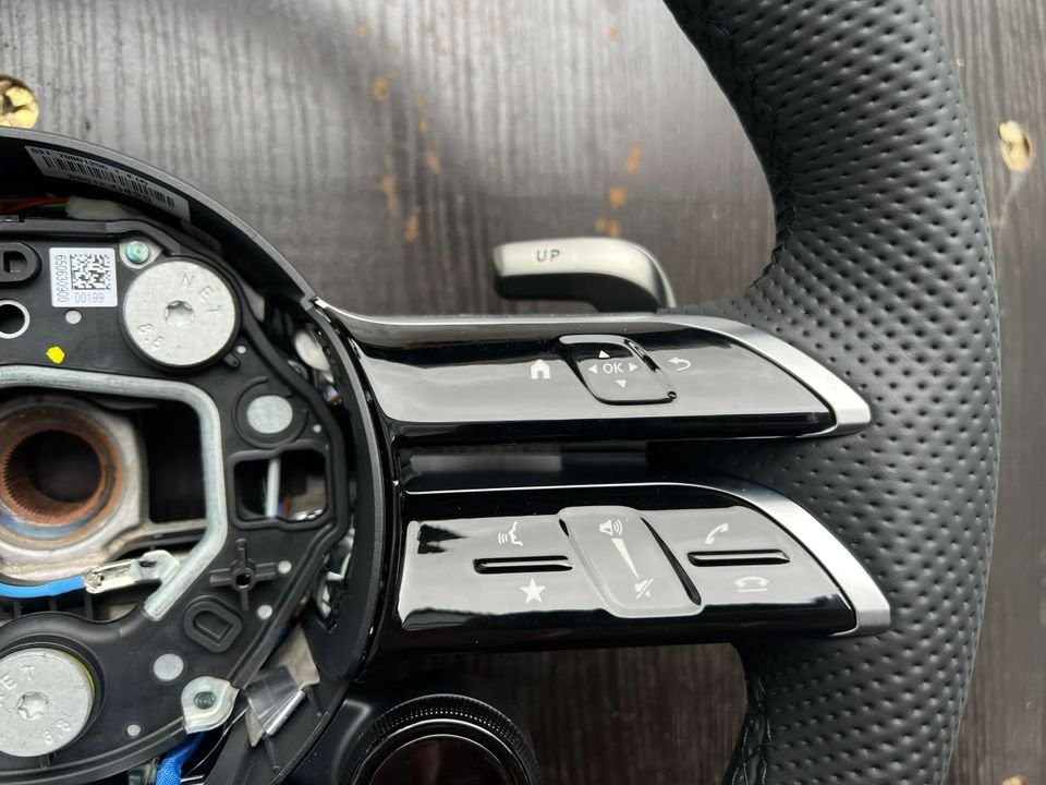Original Mercedes Benz AMG Lenkrad A09946016098S16 A0994603107 NE