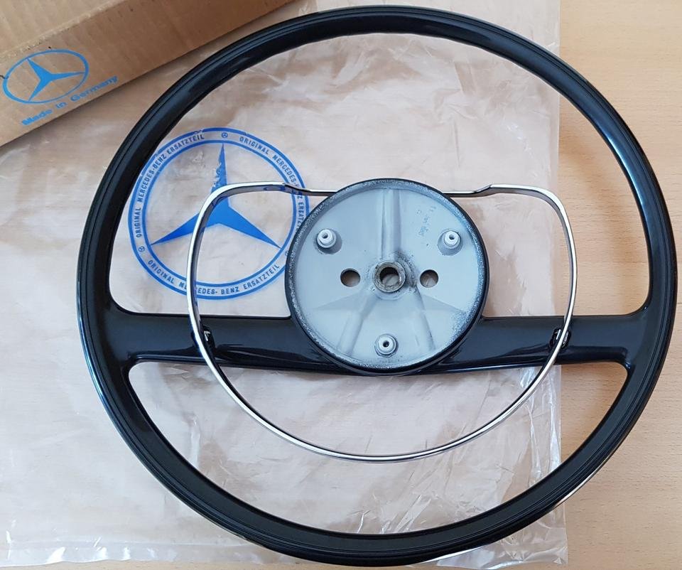 Original Mercedes-Benz Lenkrad 230 SL Pagode * von 1965 * in OVP