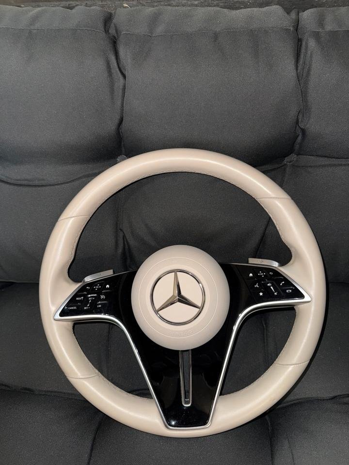 Original Mercedes-Benz Lenkrad in Beige – Top Zustand