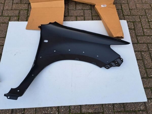 original neu motorhaube und kotflügel toyota hilux Bj 12-16