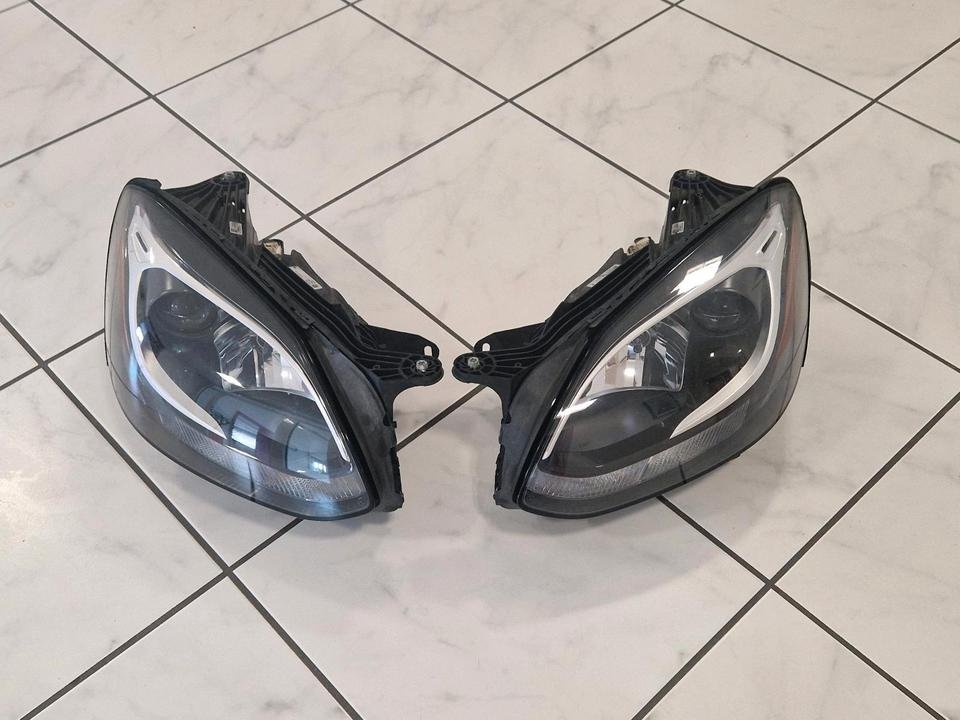 Scheinwerfer Mercedes Benz SLC R172 links rechts Headlights