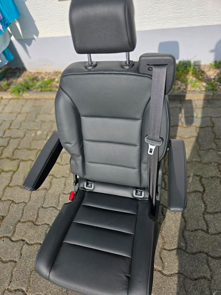 Sitz Opel Zafira Life Toyota Proace Peugeot Traveller