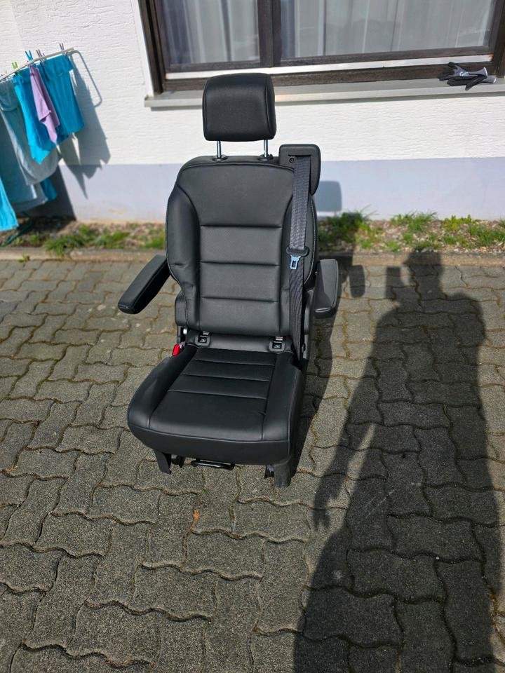 Sitz Opel Zafira Life Toyota Proace Peugeot Traveller