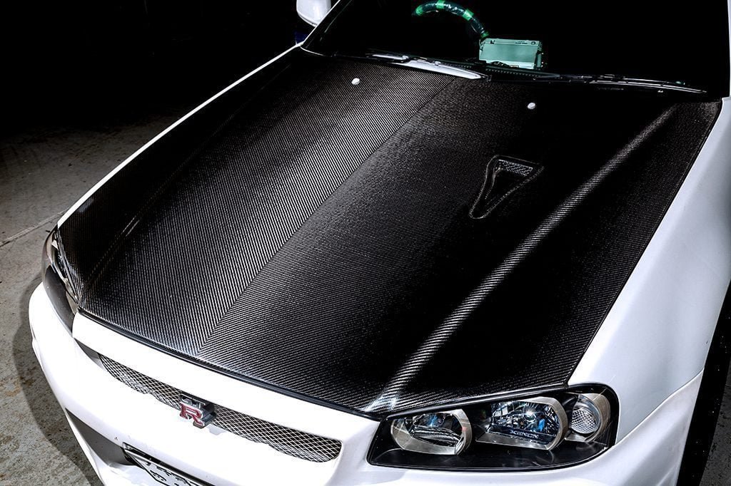 Top Secret Dry Carbon Bonnet for R34 Nissan Skyline GT-R