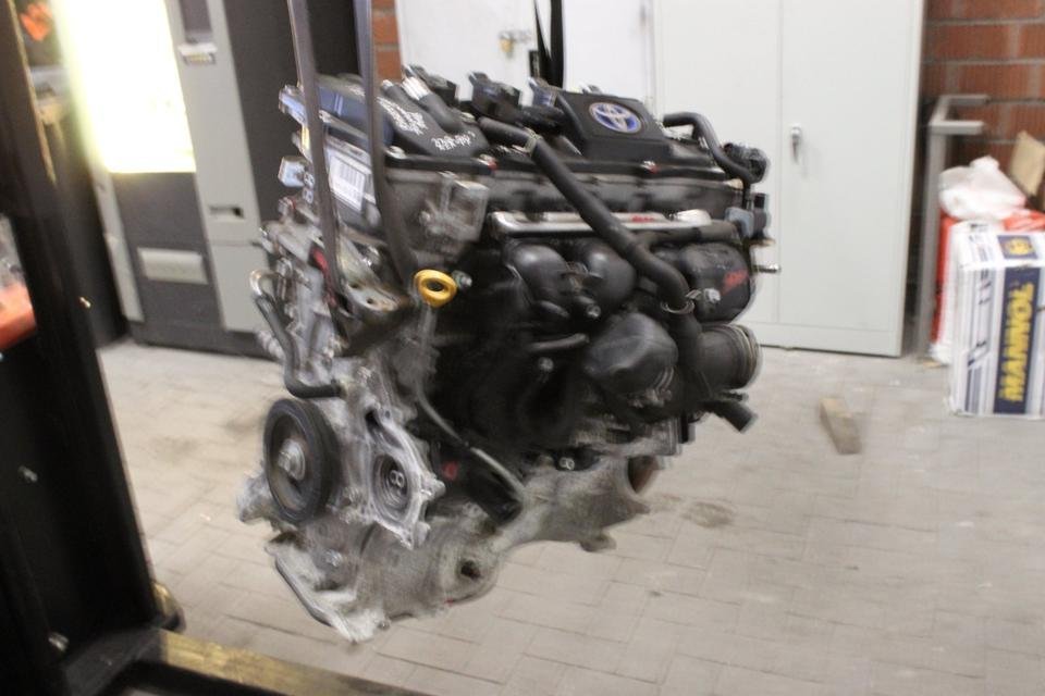 Toyota 1,8 Hybrid X2ZR-E22U Motor Triebwerk Engine