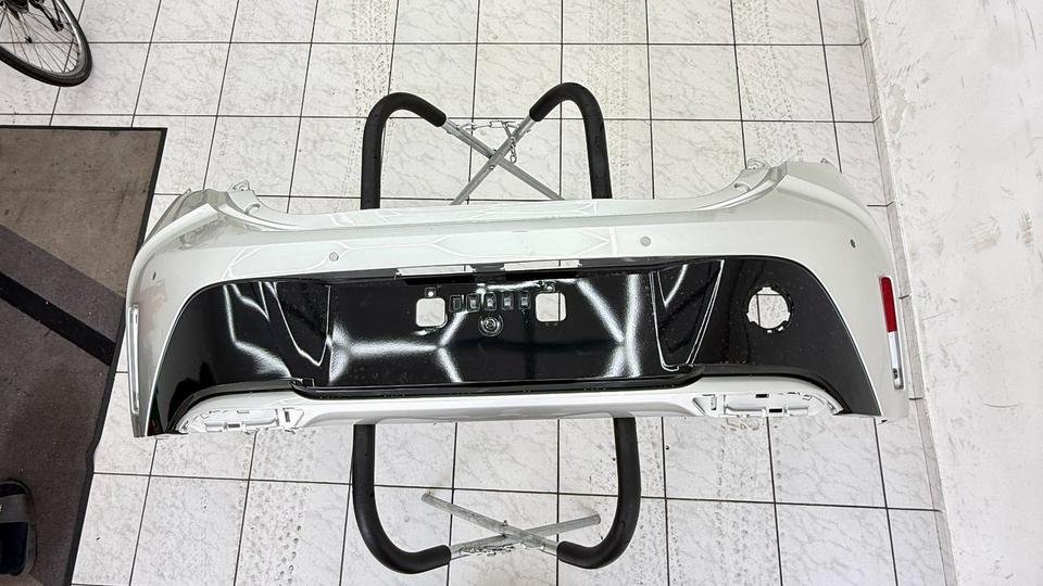 Toyota Corolla Stoßstange E21 E210 hinten PDC 1J6