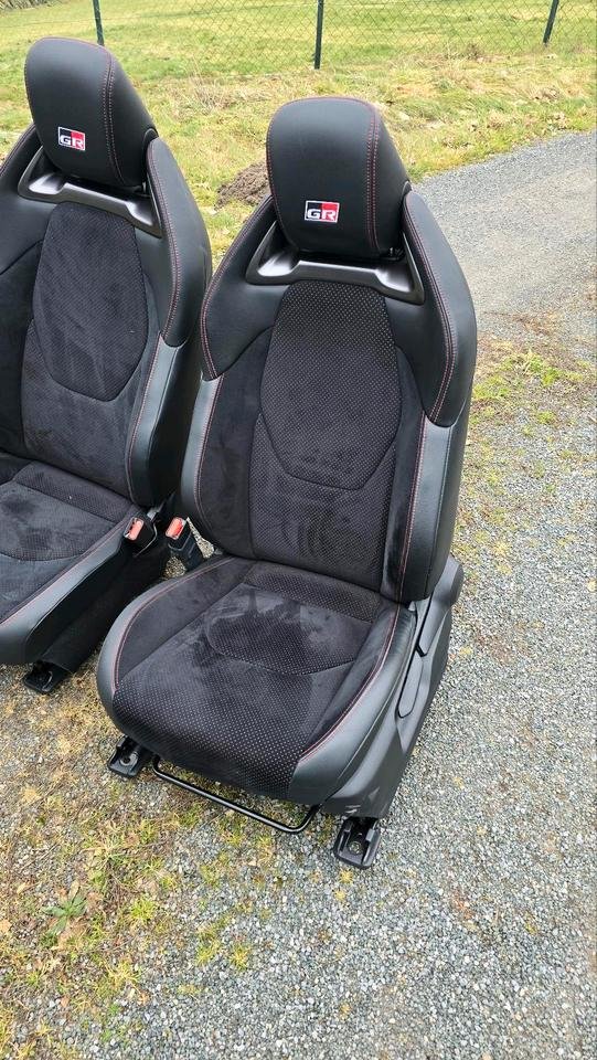 Toyota GR Yaris Sitzgarnitur 80tkm