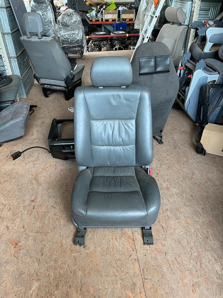 Toyota Land Cruiser 100 Beifahrersitz Sitz Grau