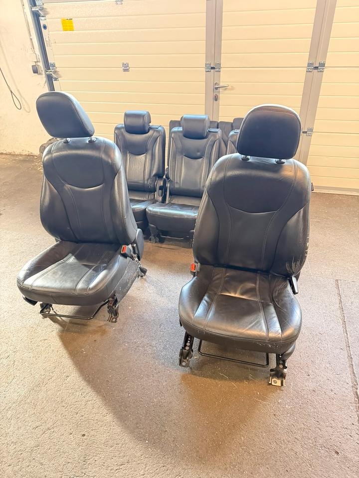 Toyota Prius Plus Hybrid Facelift Lederausstattung Sitze Sitz