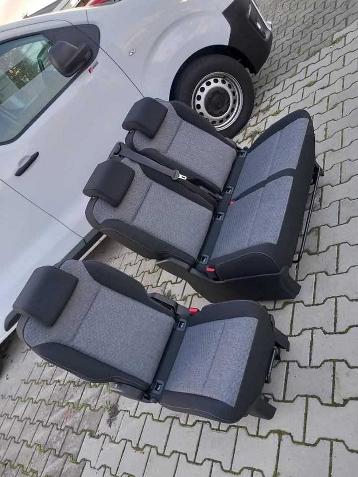 Toyota Proace 3. Sitze demontage