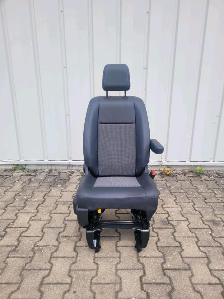 Toyota Proace, Opel Vivaro Zafira Scudo Spacetourer Beifahrersitz