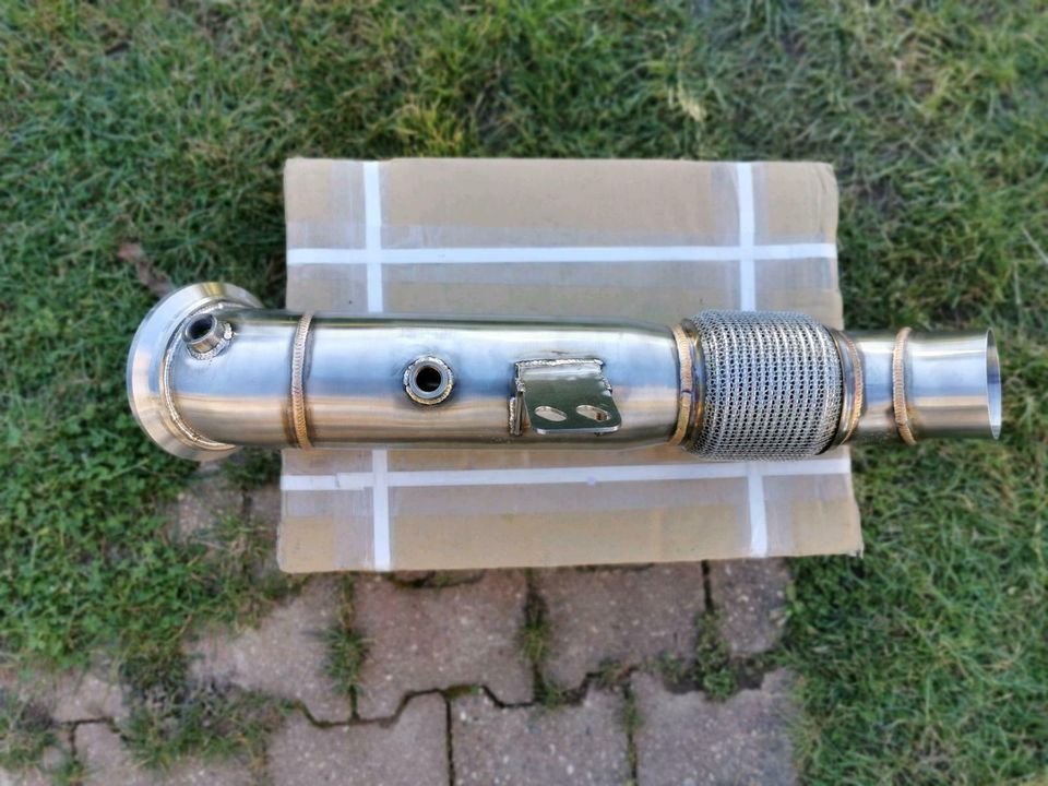 TOYOTA SUPRA A90 Katersatzrohr NEU Downpipe Sportauspuff Auspuff