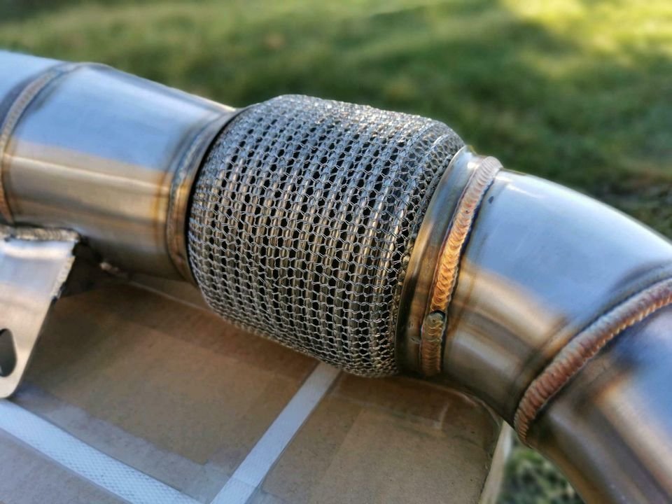 TOYOTA SUPRA A90 Sportkat NEU Downpipe 200 Zellen Zeller Auspuff