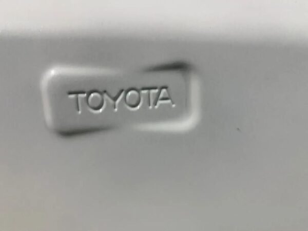 Toyota Yaris XP210 Motorhaube vorne ab 2023